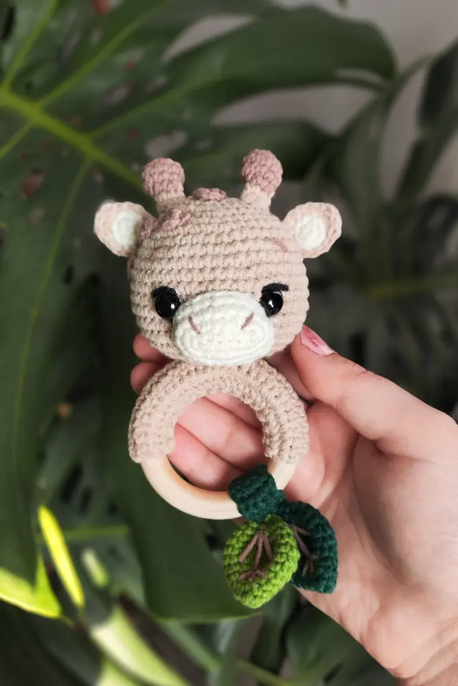 רעשן ג'ירף בז'