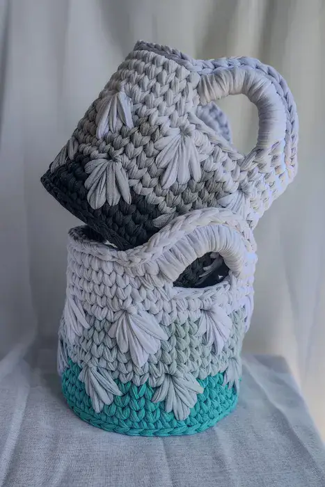 סלסלה שחורה אלגנטית - בינונית