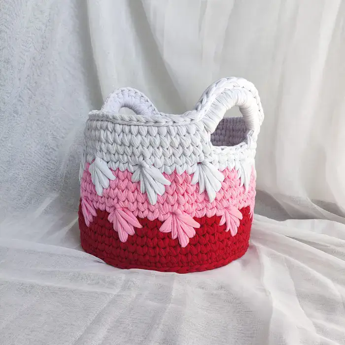 סלסלה אדומה אלגנטית - גדולה