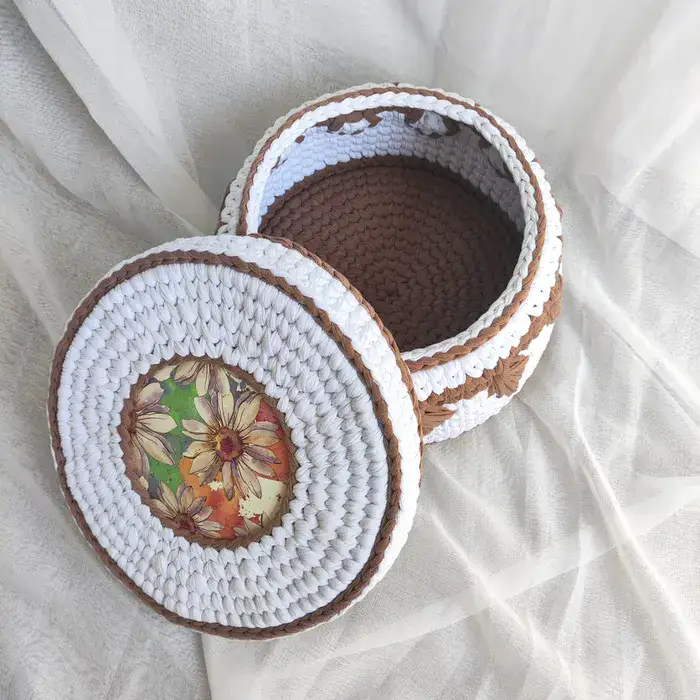 סלסלה אלגנטית עם מכסה - גדולה