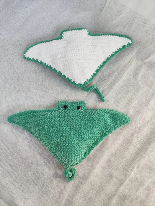 בובת מנטה ריי בצבע טורקיז מנוקד